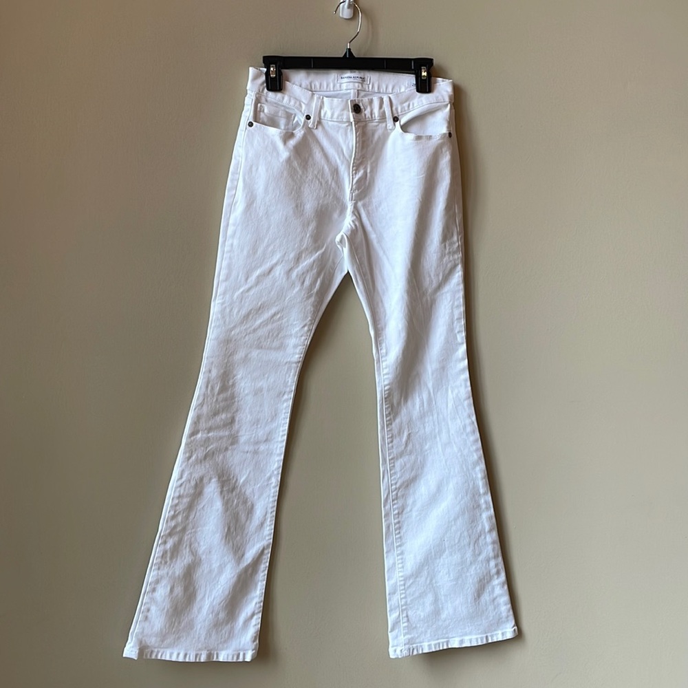 Banana Republic flare white jeans sz 28
